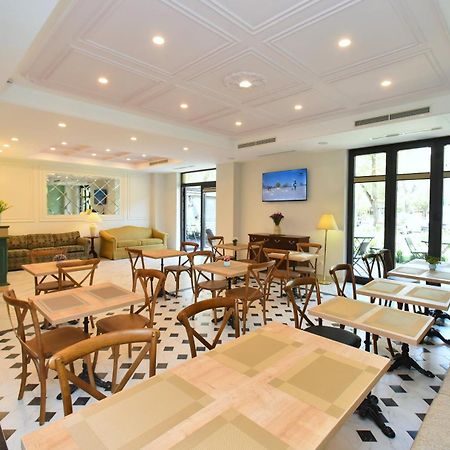 Hotel Avenue 30 Ереван Экстерьер фото