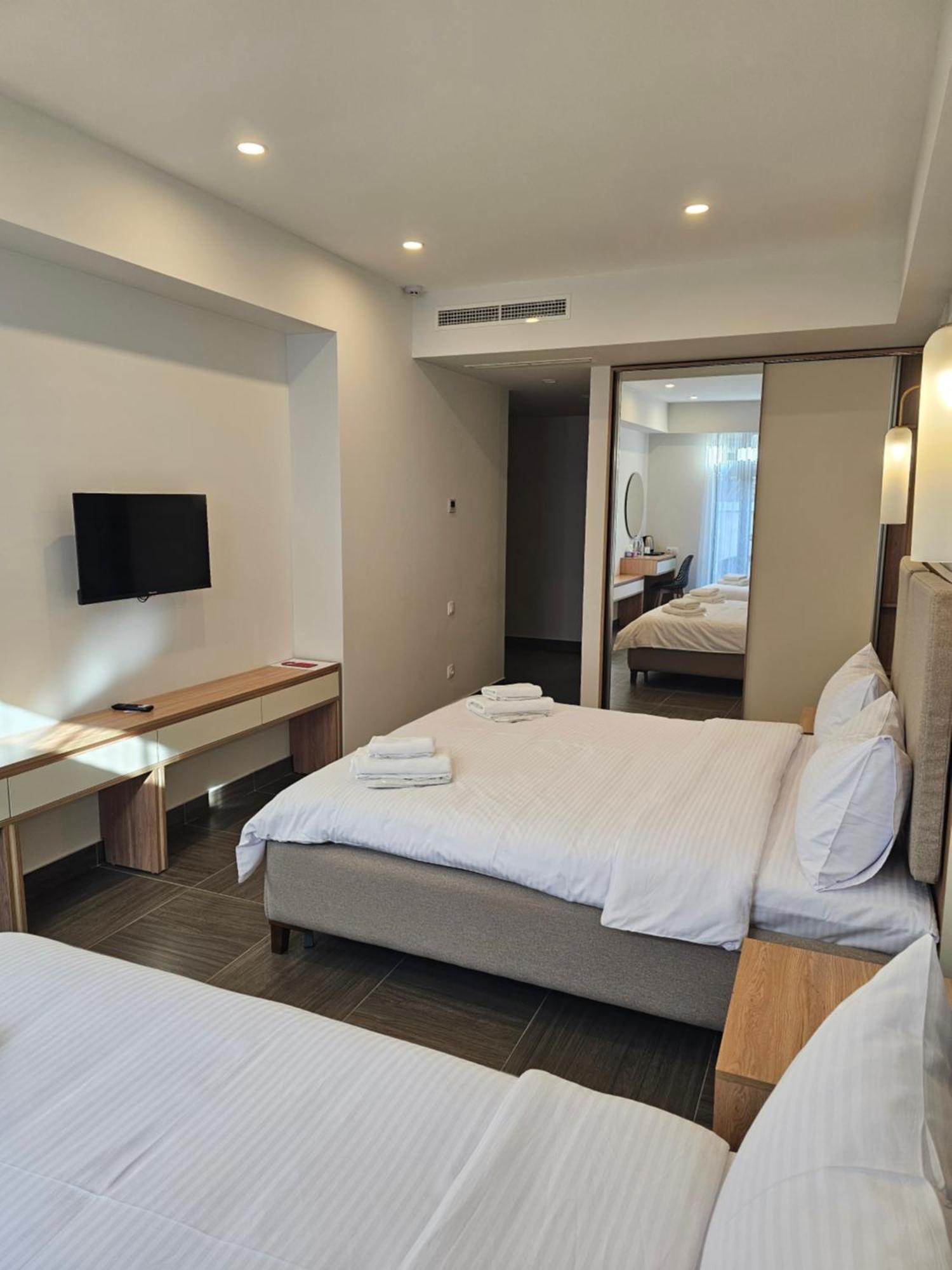 Hotel Avenue 30 Ереван Экстерьер фото