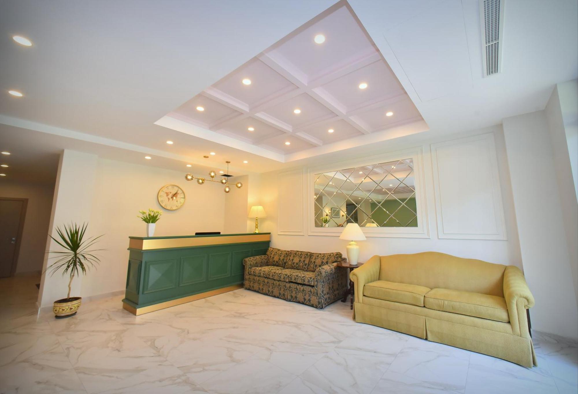 Hotel Avenue 30 Ереван Экстерьер фото