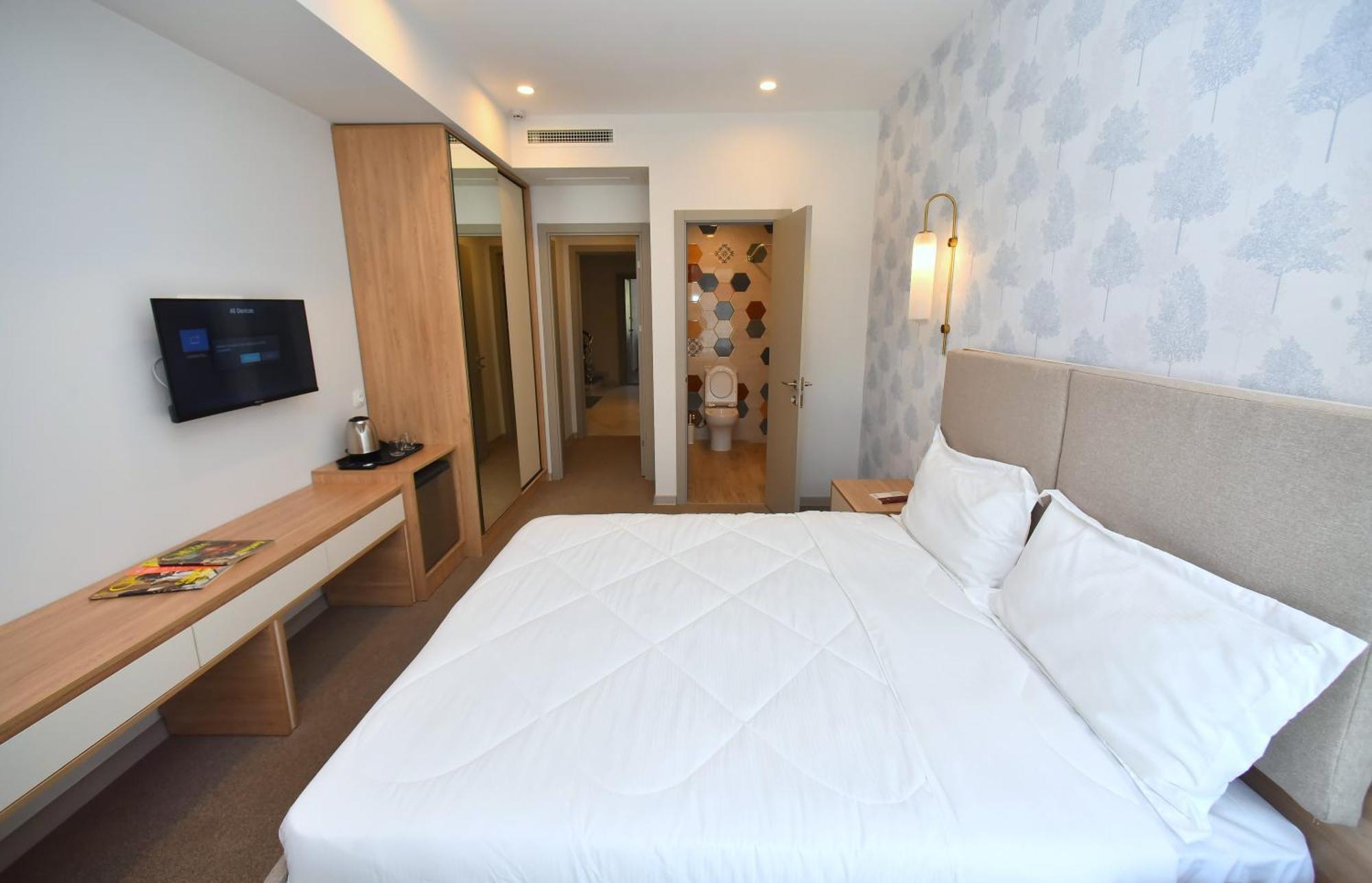 Hotel Avenue 30 Ереван Экстерьер фото